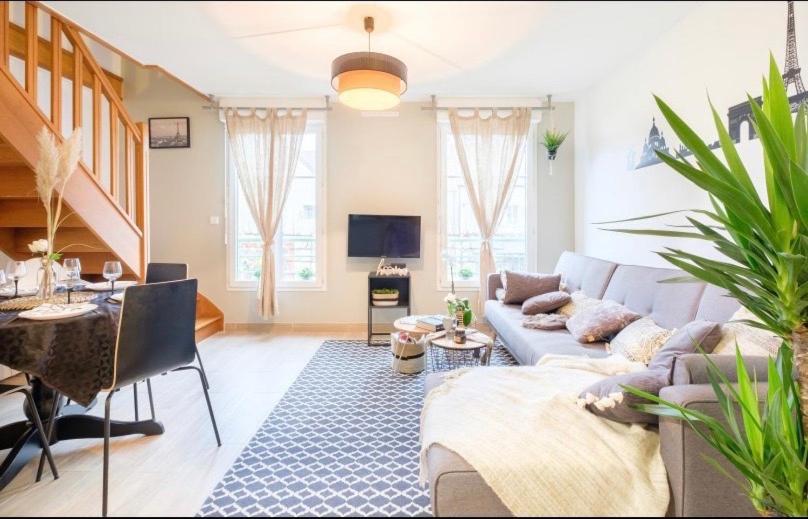 Duplex * Chessy (Seine-et-Marne)